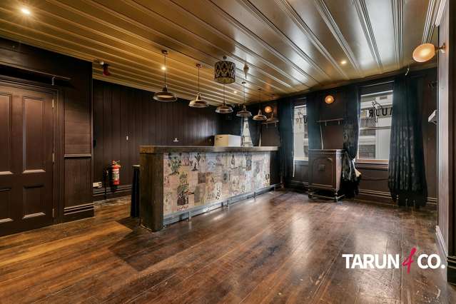 Boutique Bar / Office - Vulcan Lane