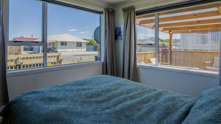 202 Weld Street Hokitika_23
