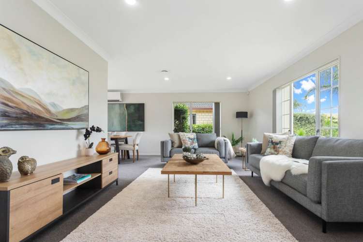 22 Belfry Place Wattle Downs_2