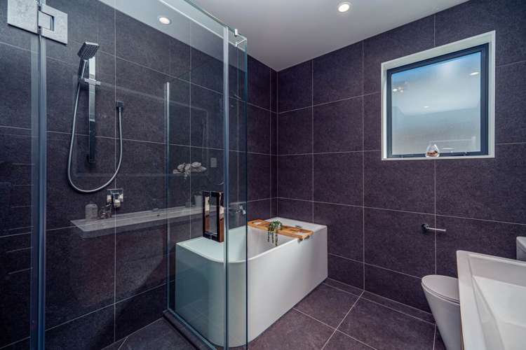 8 Poutawa Lane Clarks Beach_14