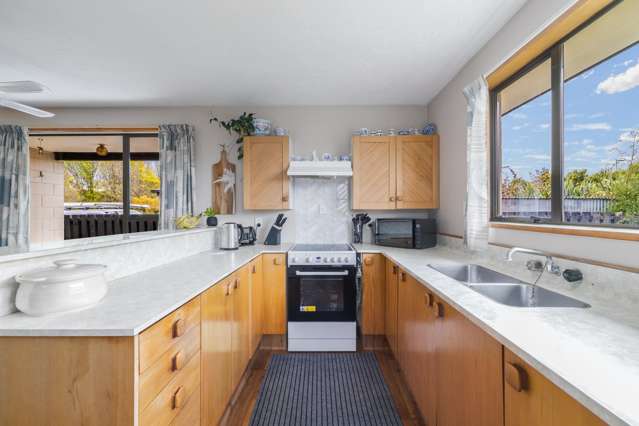 8 Langham Place Redwood_2