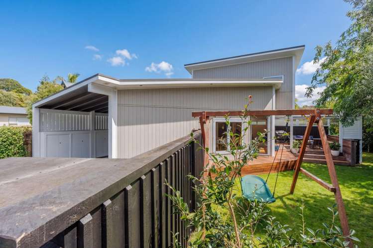 50A D'Oyly Drive Stanmore Bay_36