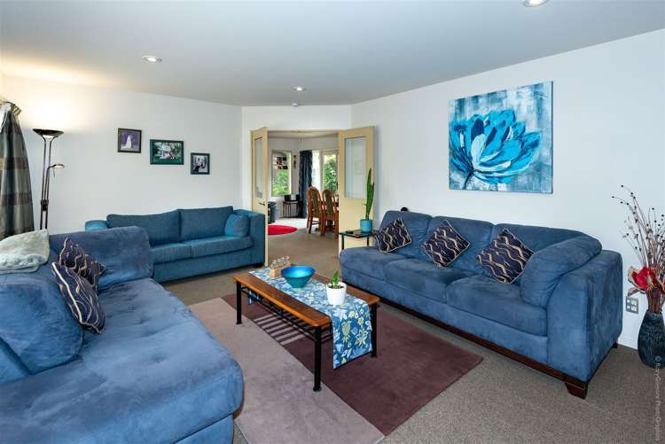 2 Palm Drive Shirley_5