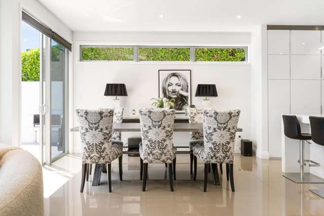 8 Avery Place Redcliffs_3