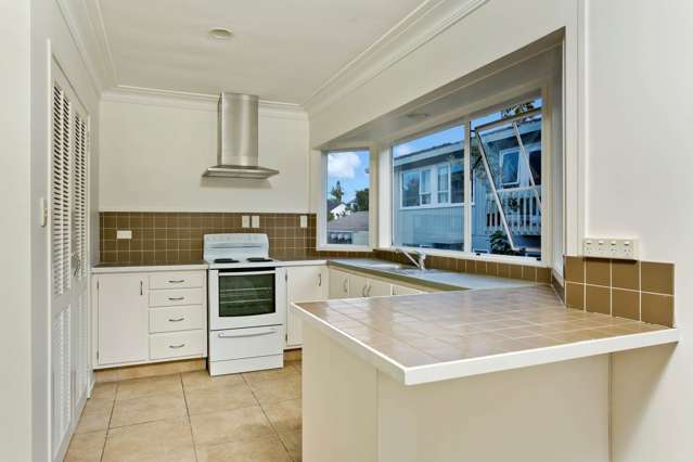 2/7 Campbell Road Takapuna_2