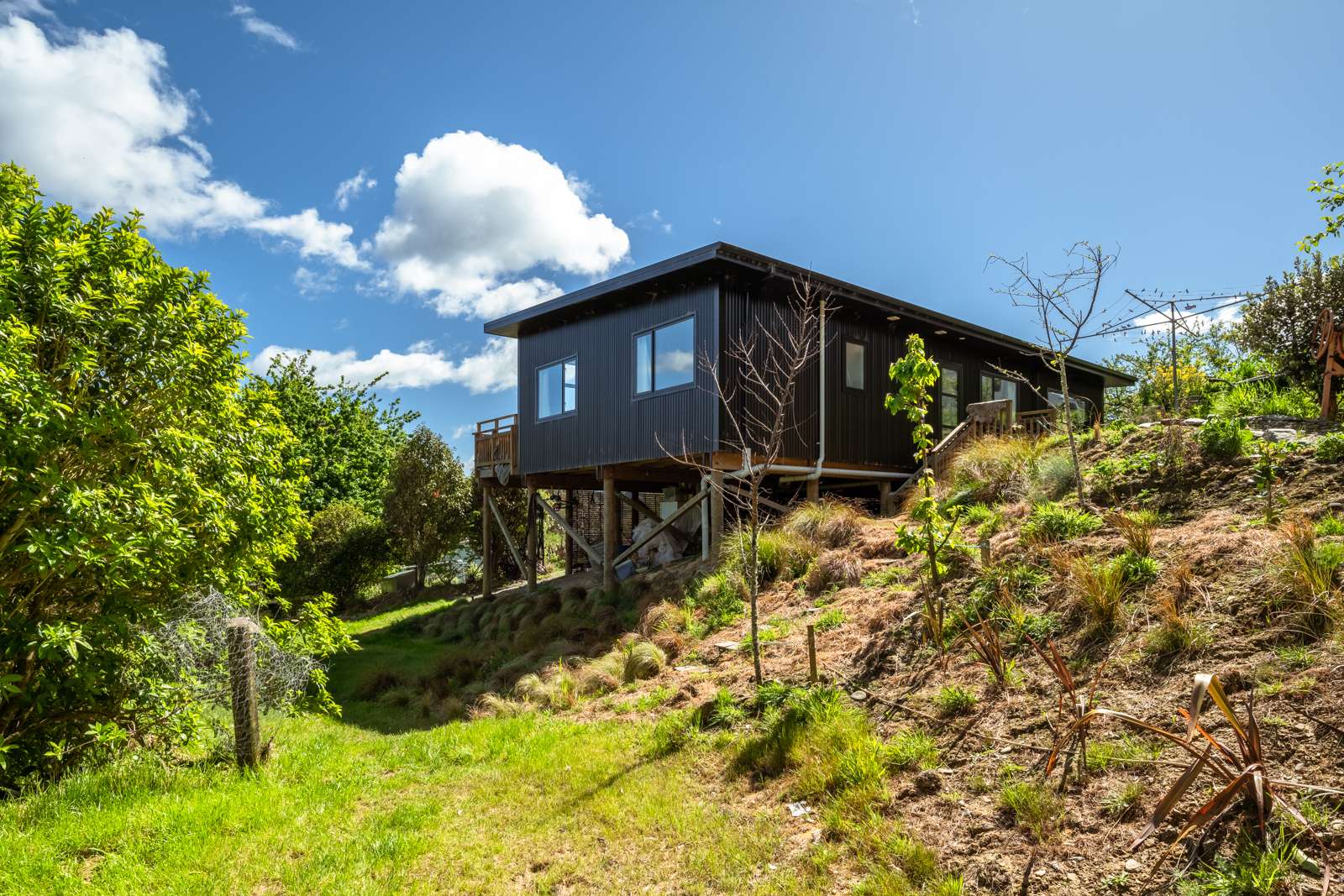 30 Waimarama Street Waikawa Bay Marlborough Houses for Sale One