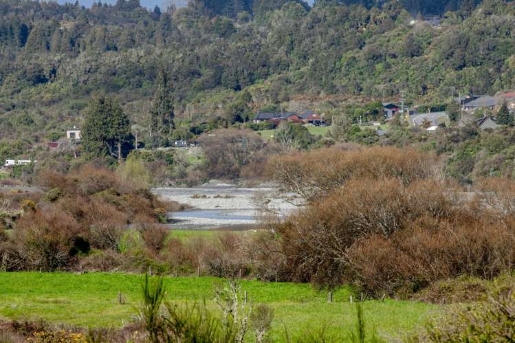 361 Kaniere Road Hokitika_19