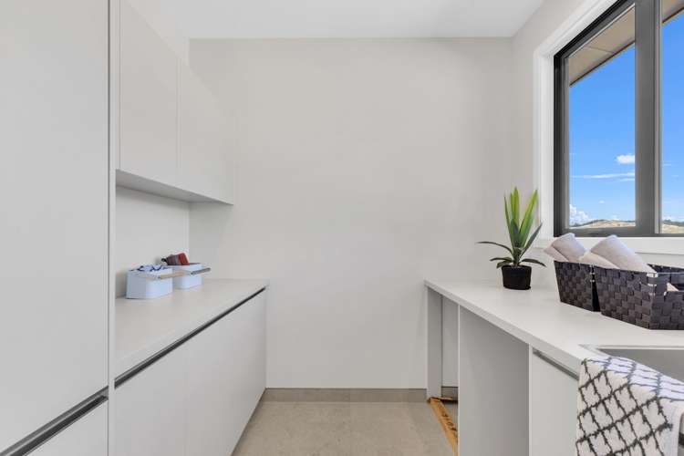 289 Bronte Road West Mahana_20