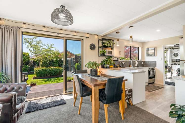 2 Kent Place Mosgiel_6