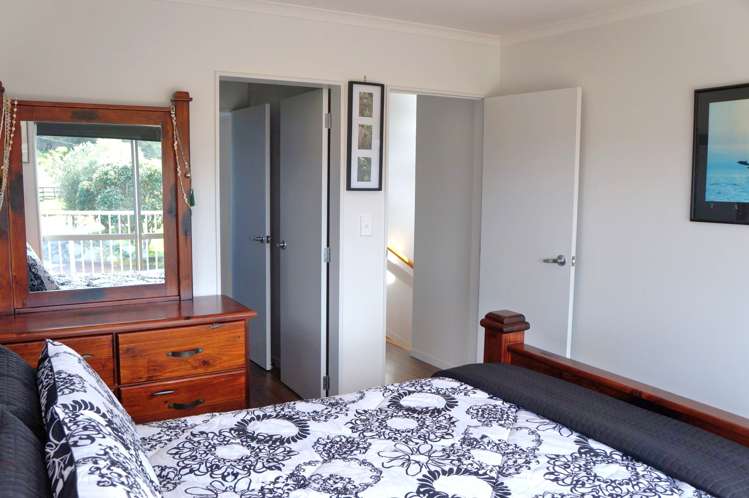 25 Ocean View Rise Ruakaka_13