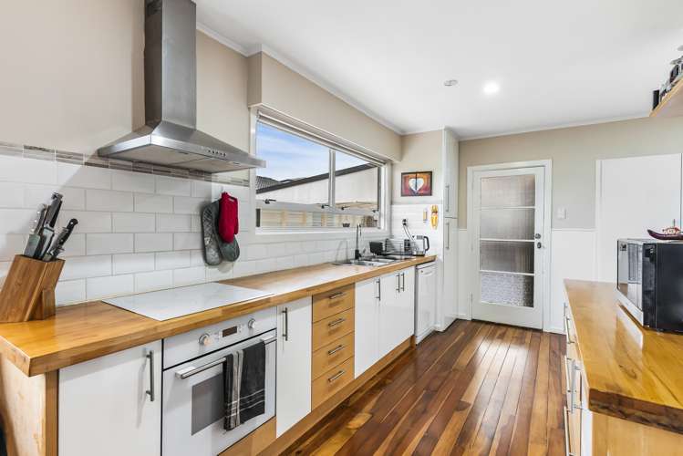 1/52 Youngs Road Papakura_10