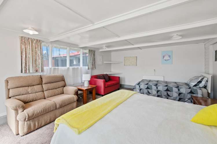 19 Alison Street Mangakakahi_17