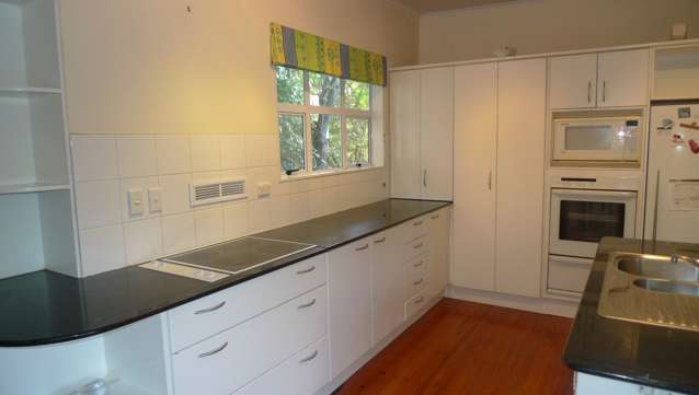 25 Apihai Street Orakei_4