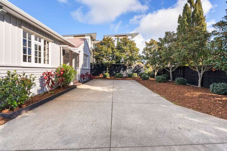 10A Ropata Avenue Pt England_4