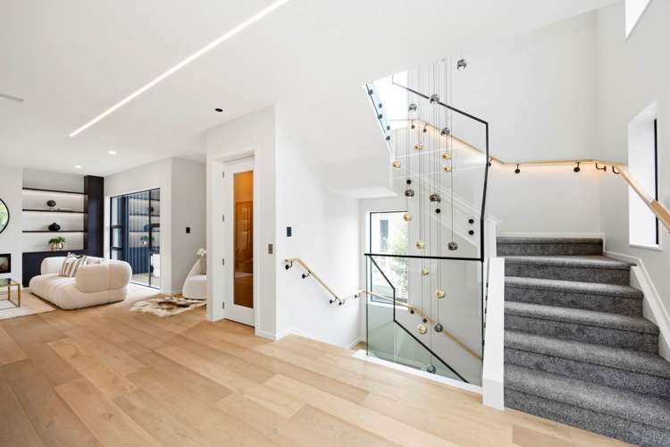 8A Eglinton Avenue Mt Eden_13