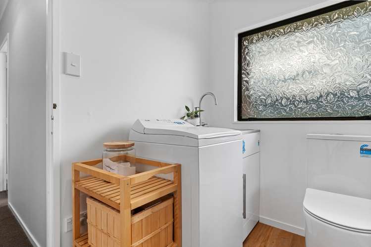 70 Heron Avenue East Matua_18