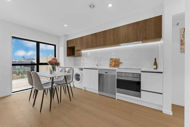 Brand New Freehold Homes at Unbeatable Value