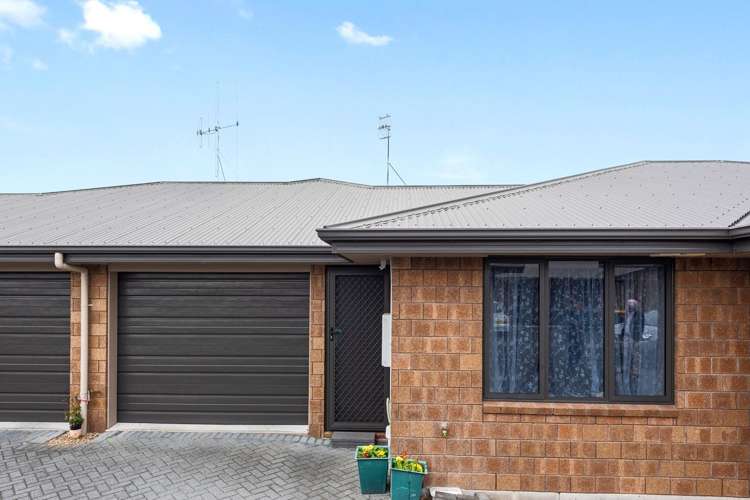 7/31 Jones Crescent 1107_8