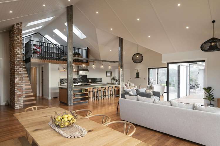 425 Clarks Beach Road Waiau Pa_6