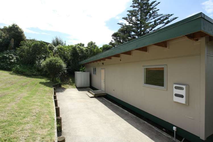 14b Main Road Raglan_10