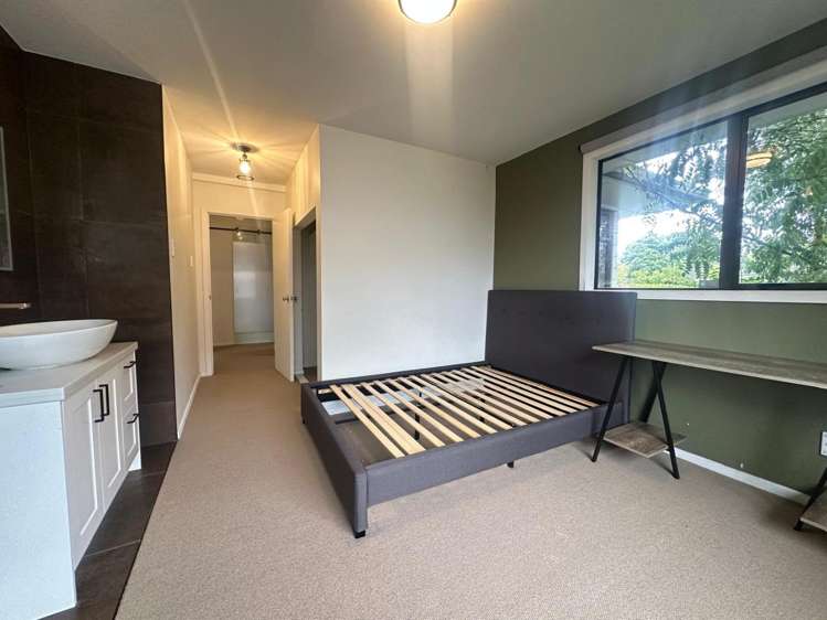 24b Duncan Avenue Te Atatu South_16