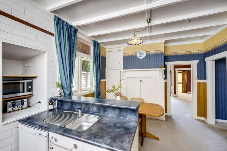 1209 Caroline Road Mayfair_7