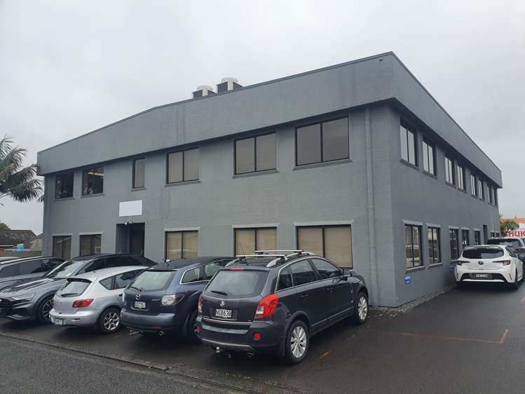 1/337 Devon Street East New Plymouth Central_9