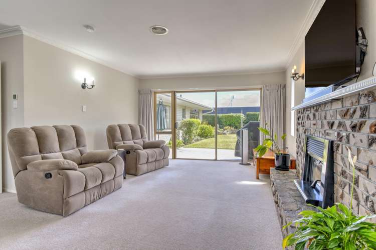 57 Chedworth Avenue Chedworth_12