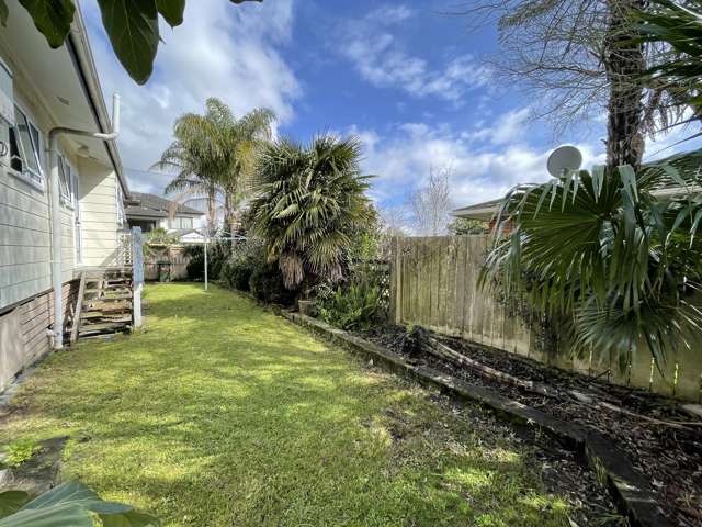 1/25a Clark Road Pahurehure_3