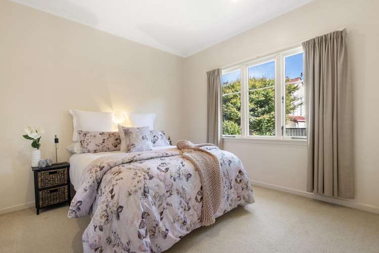 26A Queens Parade Devonport_9