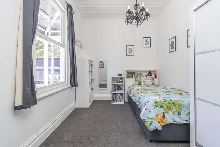 8 Buchanan Street Kingsland_16