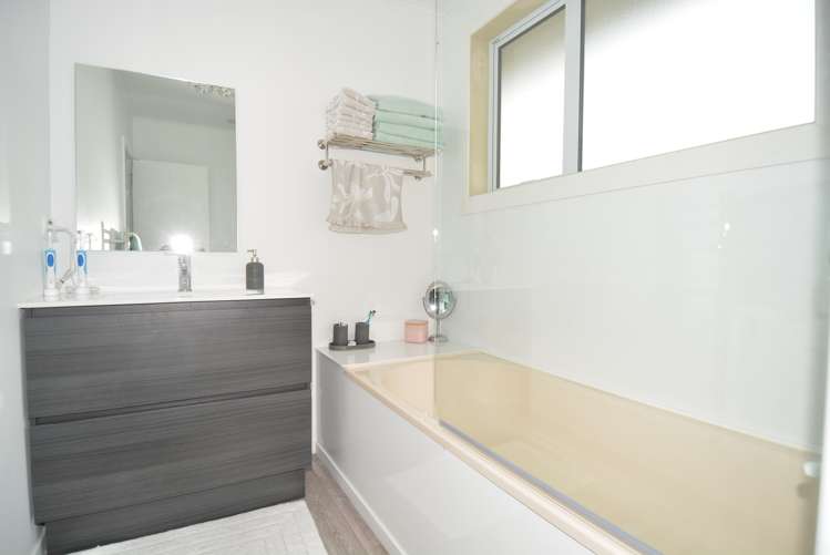 157 Venus Street Strathern_11