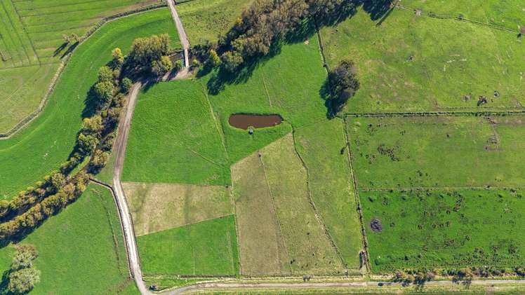134 and 142 Station Road Puriri_3