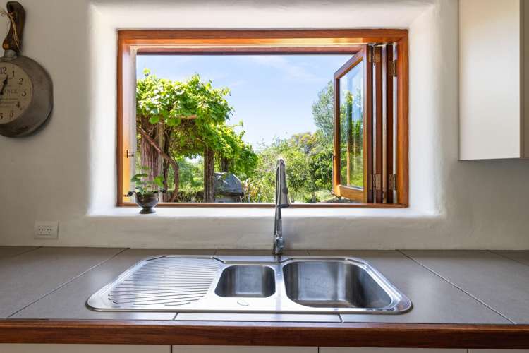 46 Mitchell Road Puketapu_13