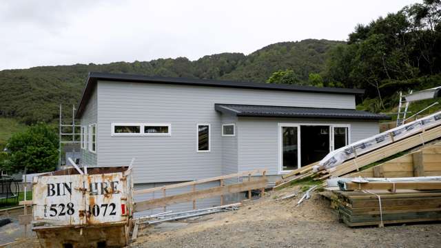 46 D Lees Grove Wainuiomata_2