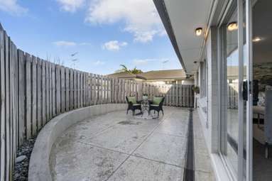 2/244 Saint Heliers Bay Road_4