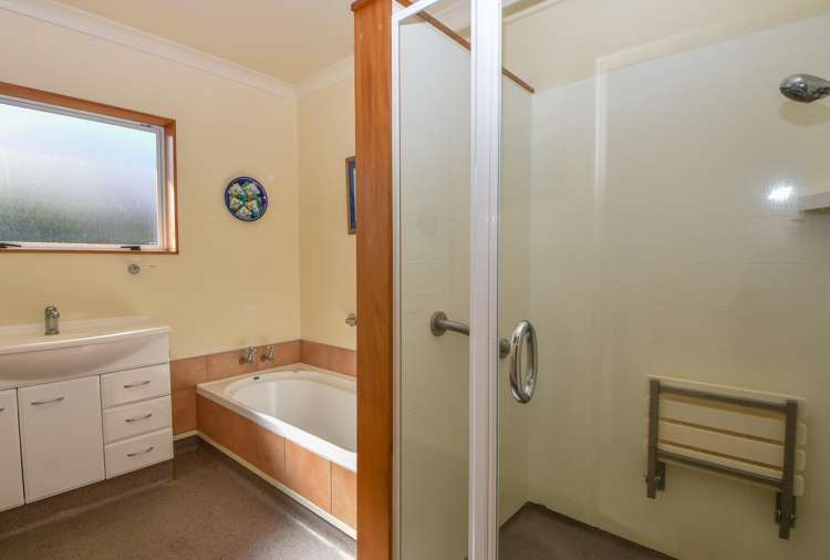 72 Pembroke Street Carterton_13