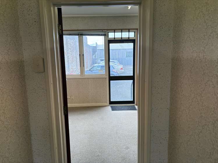 52 Victoria Avenue Avenal_23