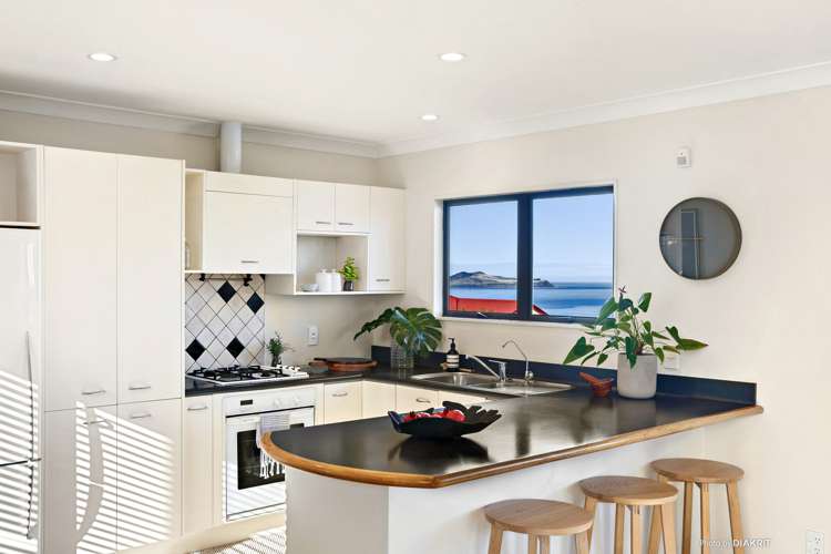 8a Birkhall Grove Strathmore Park_1