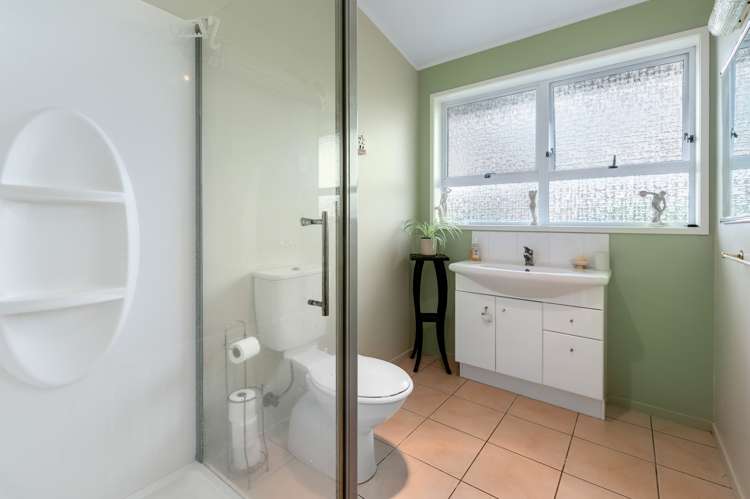 8 Carlton Street Glenholme_8