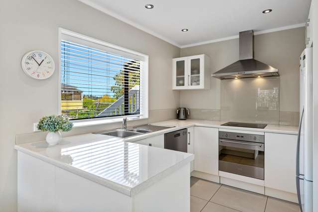 2/13 Heather Place Sunnynook_1