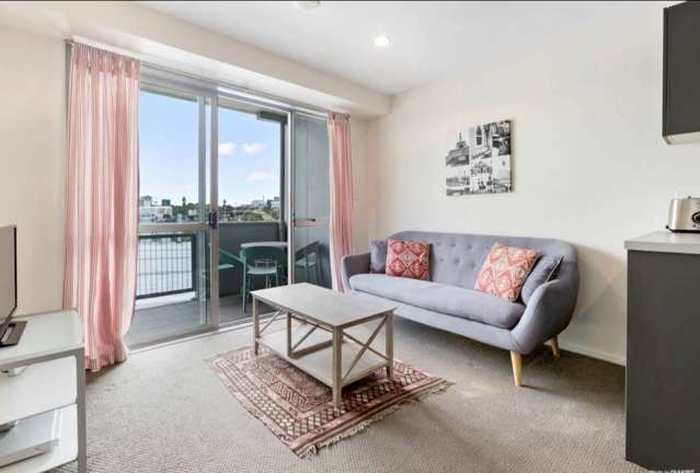 2f/1 Ophir Street Grey Lynn_1