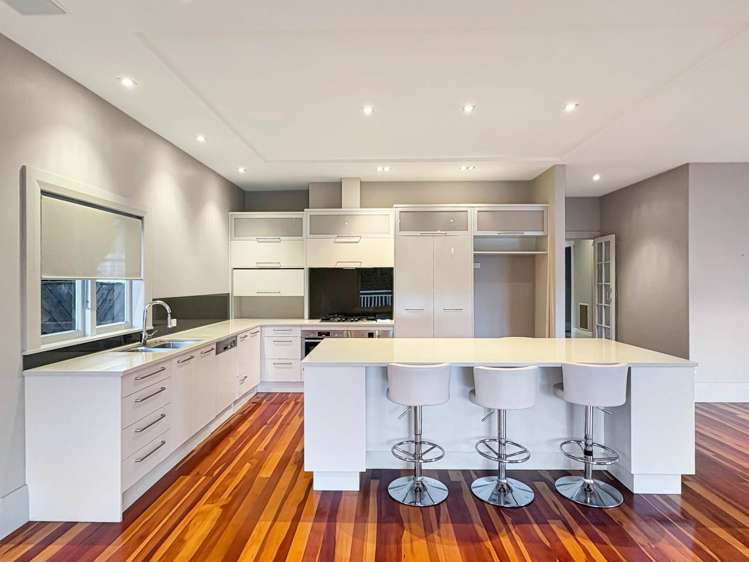 24 Hollywood Avenue Epsom_21