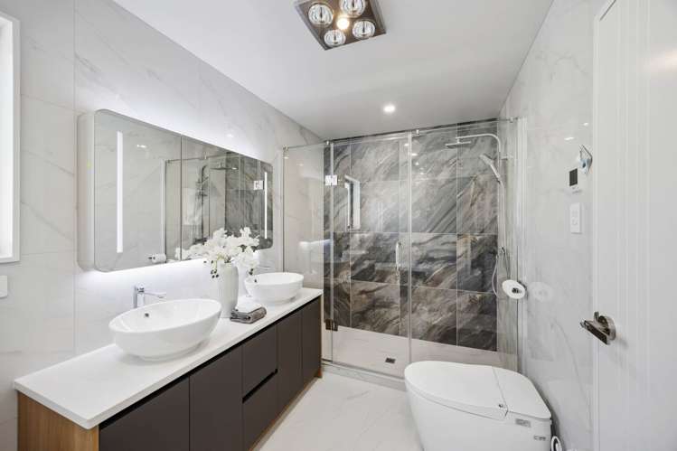 11 Mill Hill Close Flat Bush_21