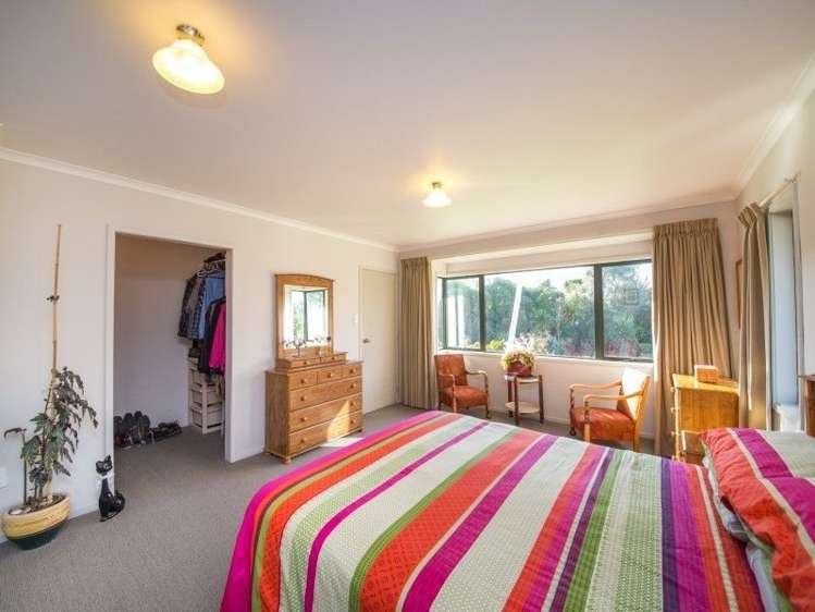 562 Lees Road Feilding_15