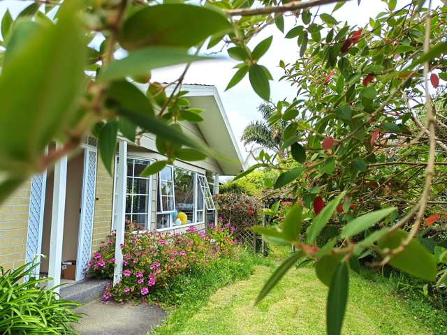 MBI&Rangi School Zone, garden house with 4 bedroom