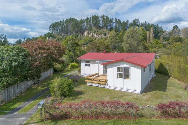 69 Te Herekiekie Street Turangi_3