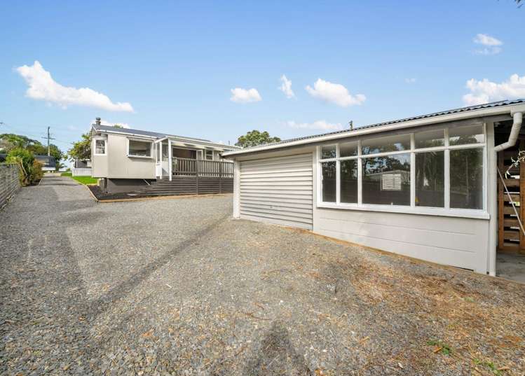 131 Rosier Road Glen Eden_19