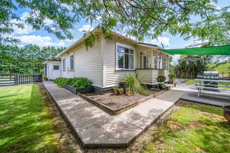 771 Paradise Road_0