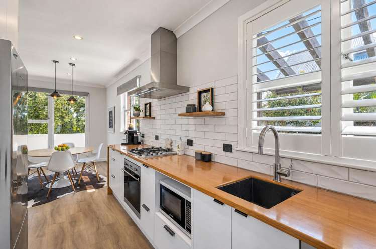 1/11 Waimarie Street St Heliers_6